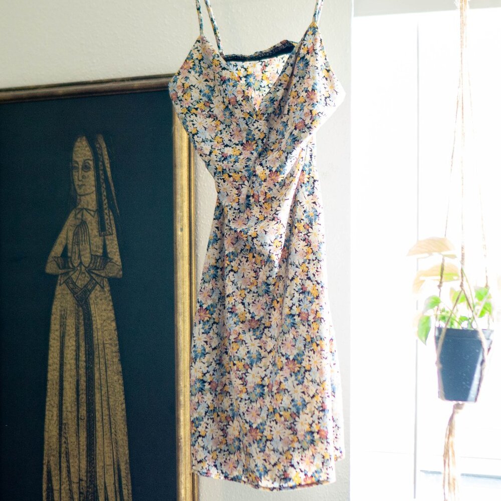 Abercrombie Floral Mini Dress - Picture 2 of 4